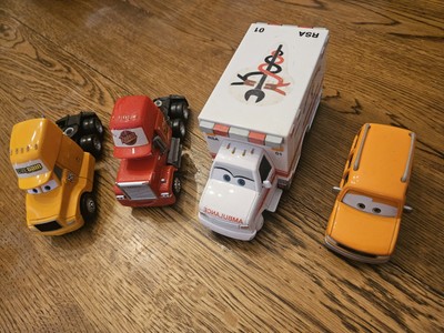 2014 DISNEY PIXAR CARS 4-PACK - Ambulance Murphy Mack Truck Octane Gain