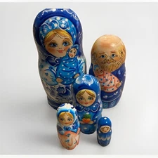 Vintage Russian Matryoshka Nesting Dolls 5 Piece Wood Family -White Blue Flowers