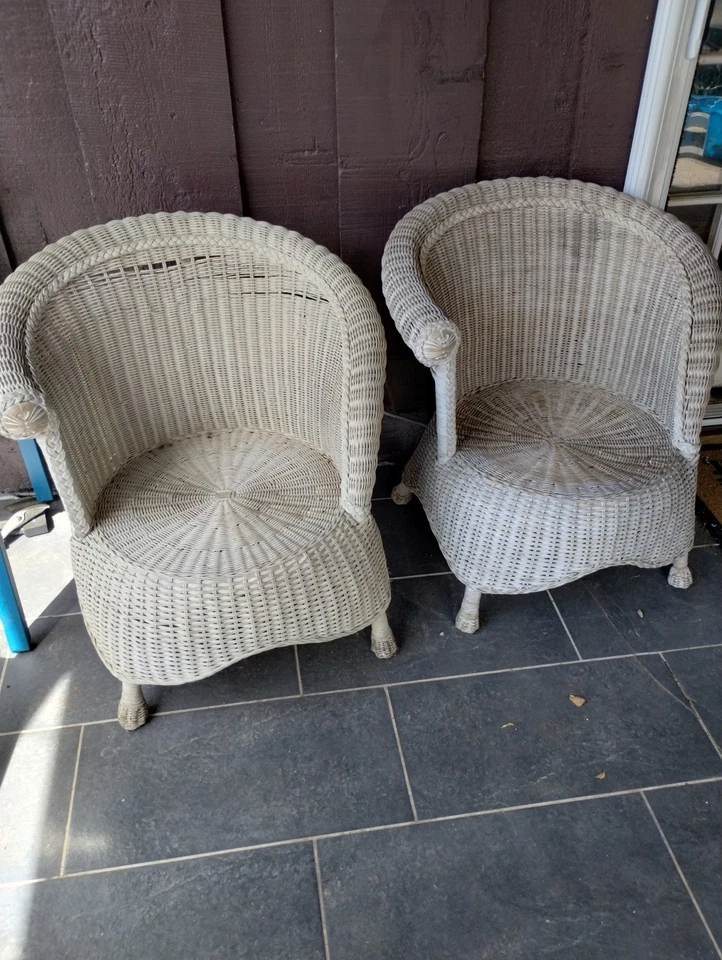 2 sillas asimétricas de mimbre muelle 1 cesta cubo ratán colección jamaicana 2 piezas Foto 2 de 4