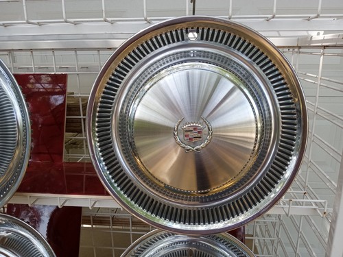1974-1976 Cadillac DeVille Fleetwood 15" Hubcaps Set Of (4) Wheel Covers Vintage - Picture 7 of 24
