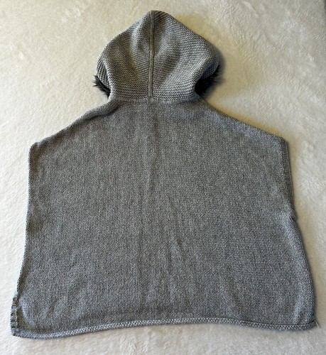 Gap Girls Poncho Sweater Size S Gray Cable Knit Fur Hooded Pullover - Picture 3 of 9