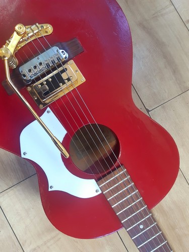 "Guitare acoustique vintage années 1950 personnalisée Framus Parlor" - Photo 1/23