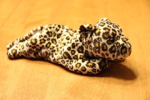 Pristine with Mint Tags TY Beanie Baby Retired FRECKLES the Leopard PE Pellets