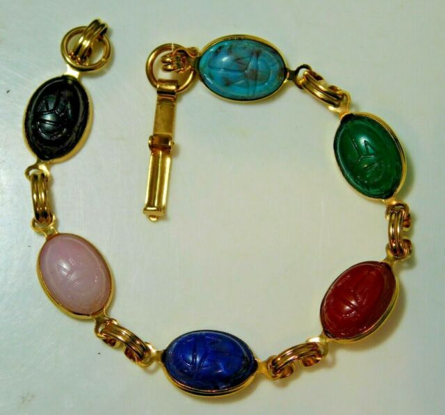 Vintage Christmas Red Green Blue Lucite Scarab Cabochon Gold Tone Bracelet 1B 9 Vintage Christmas Red Green Blue Lucite Scarab Cabochon Gold Tone Bracelet 1B 9