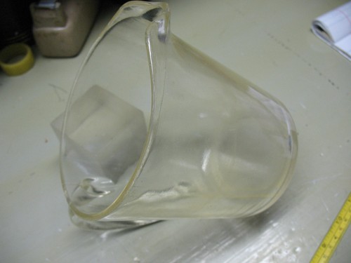 FIRE KING 499 TM REG. 32 oz. GRADUATED PITCHER VINTAGE ORIGINAL - Picture 2 of 5
