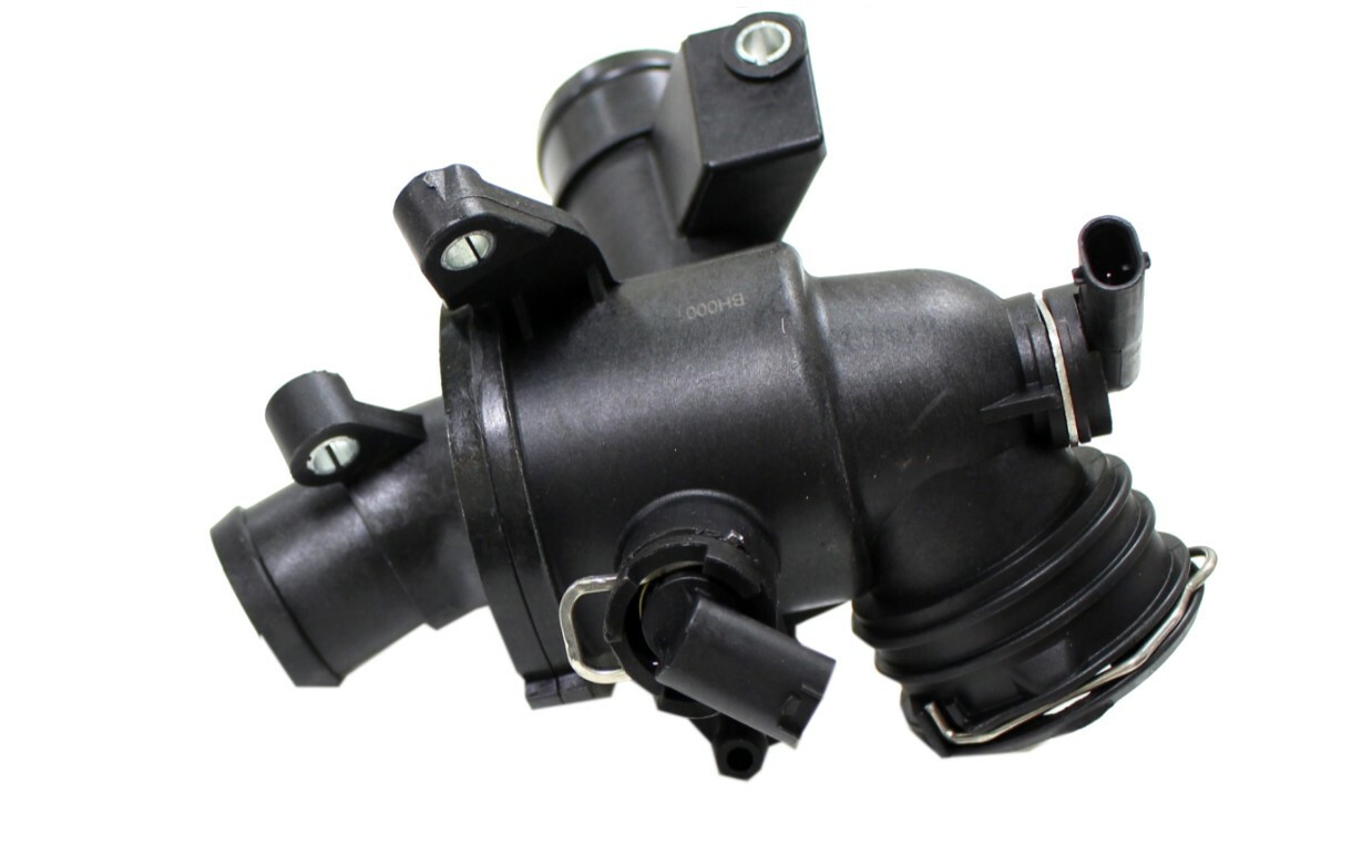 Boitier thermostat d'eau 6512001500 pour Mercedes Classe C et Vito