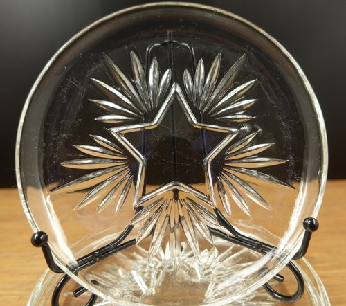 Vintage 4 Small Clear Glass Plate with Starburst 6 1/8'' wide - Picture 2 of 7