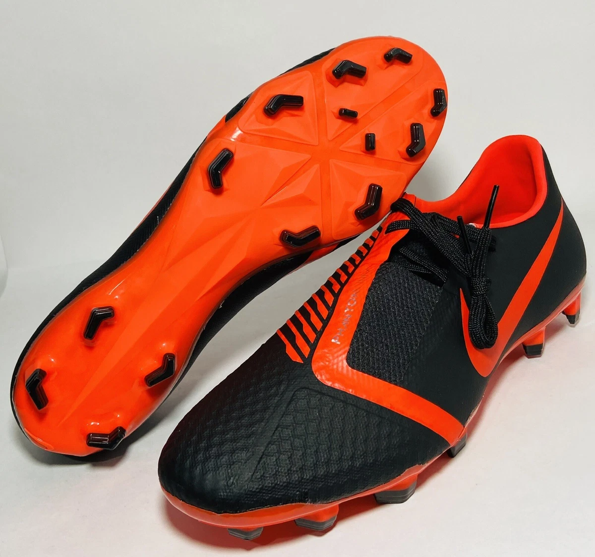 Nike Phantom Venom Academy FG Soccer Cleats AO0566 060 Black Red Mens Size 11.5