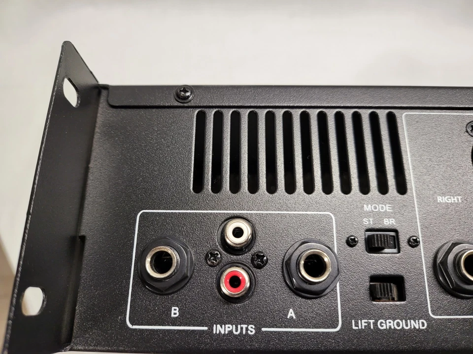 Amplificador DJ Potencia PYLE PRO PQA3100 3100W Amplificador Estéreo Montaje en Rack Foto 2 de 4