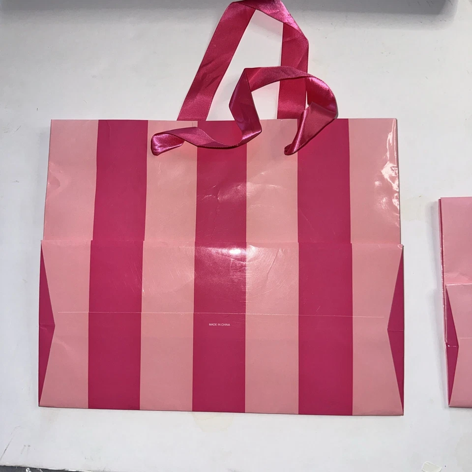 Pacote de 4VICTORIAS SECRET Sacolas de Loja Rosa/Pretas Sacolas de Presente de Compras Algum Tecido - Imagem 4 de 4