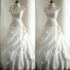 Strapless Vintage Wedding Dresses Lace Applique A Line Satin Tulle Bridal Gown