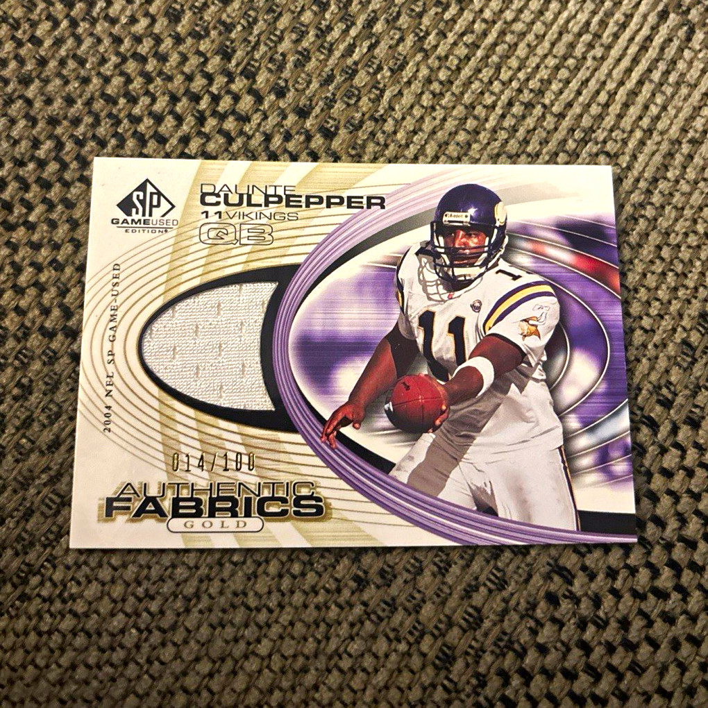 Upper Deck 2004 SP Game Used Daunte Culpepper Fabrics Gold AF-DC /100 MEM