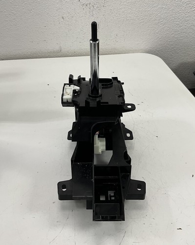 2022 TOYOTA COROLLA TRANSMISSION GEAR SHIFTER SELECTOR LEVER OEM - Picture 2 of 7