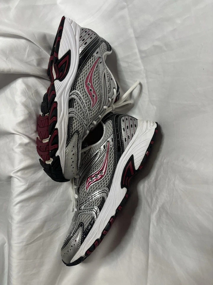 Zapatos para correr Saucony Grid Phantom 4 para mujer plateados/rosa, talla 11 Foto 4 de 4