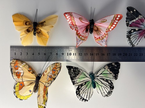 Set of 5 handmade hand painted colourful feather & paper mache butterfly magnets - Picture 17 of 18
