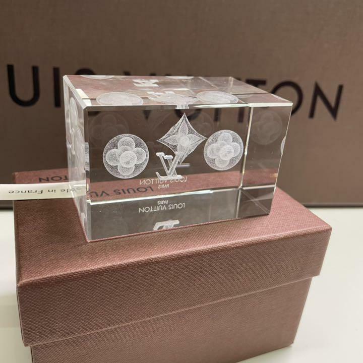 s-l1200.jpg s-l1200.jpg