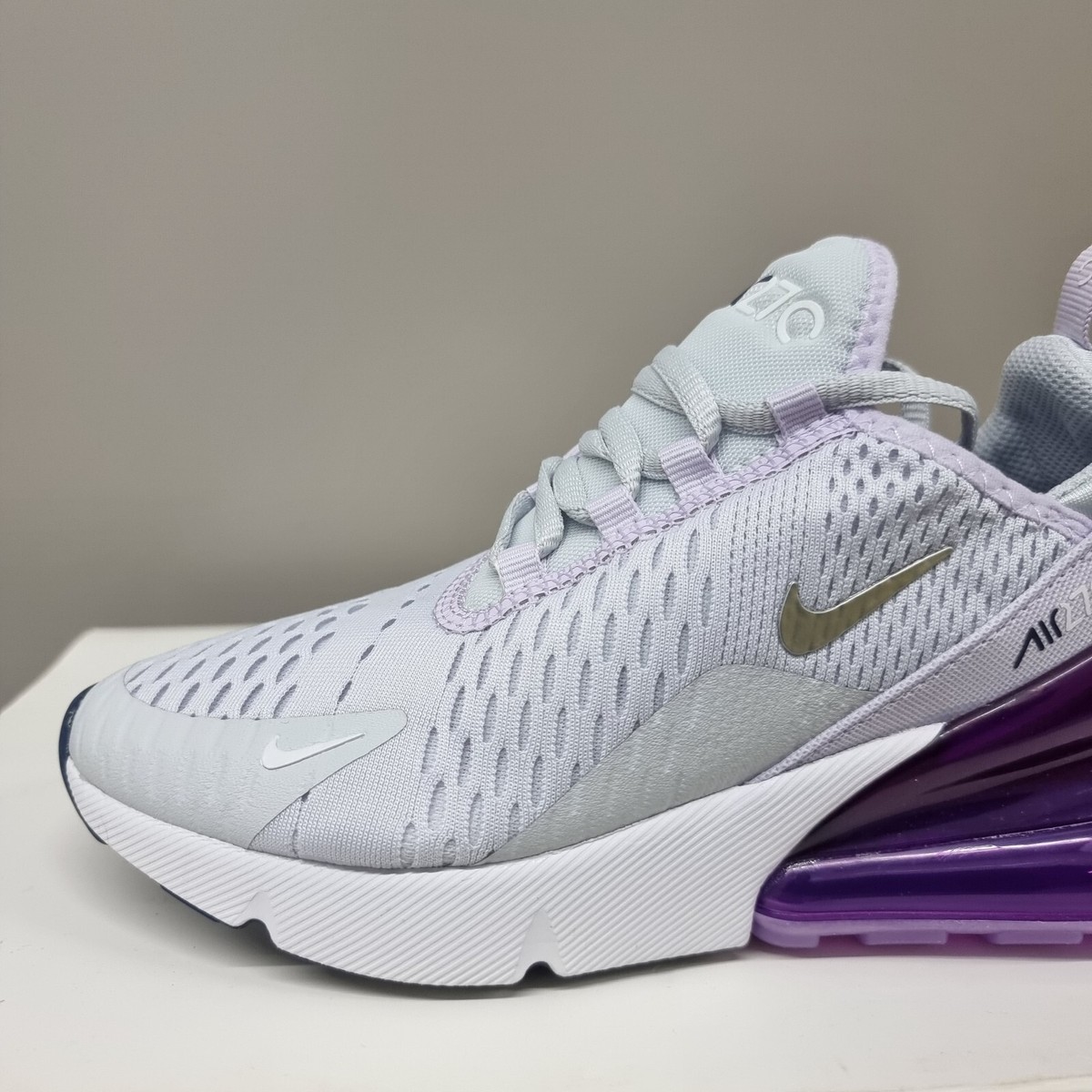 Niaページ NIKE AIR MAX 270 (GS) 