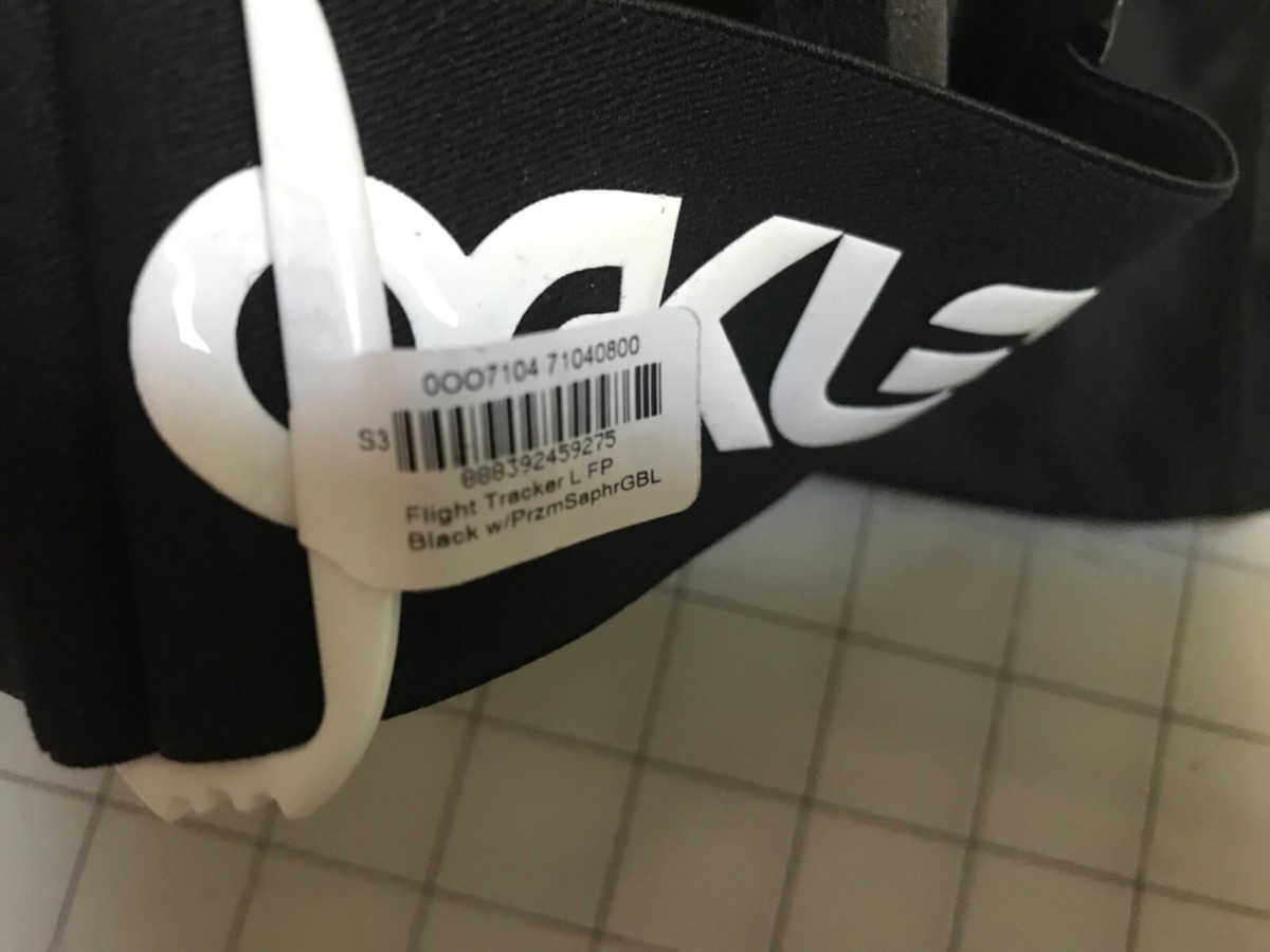 Oakley Flight Tracker L Factory Pilot Black Prizm Sapphire Oakley Flight Tracker L Factory Pilot Black Prizm Sapphire