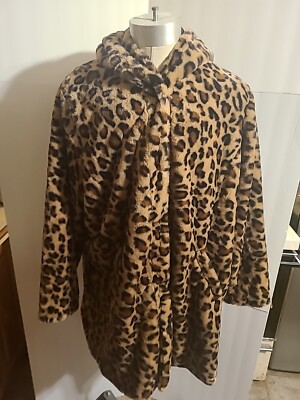 NWT TORRID LEOPARD COAT 3X FAUX FUR HOODED SNAPS LONG JACKET 22-24 PLUS  NEW