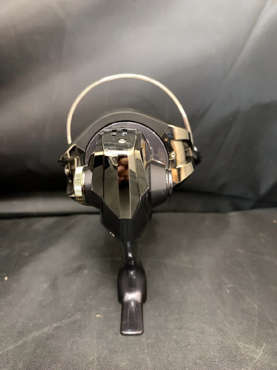 Shimano 15 twin power SW 8000HG Spinning Reel Used with Box Shimano 15 twin power SW 8000HG Spinning Reel Used with Box