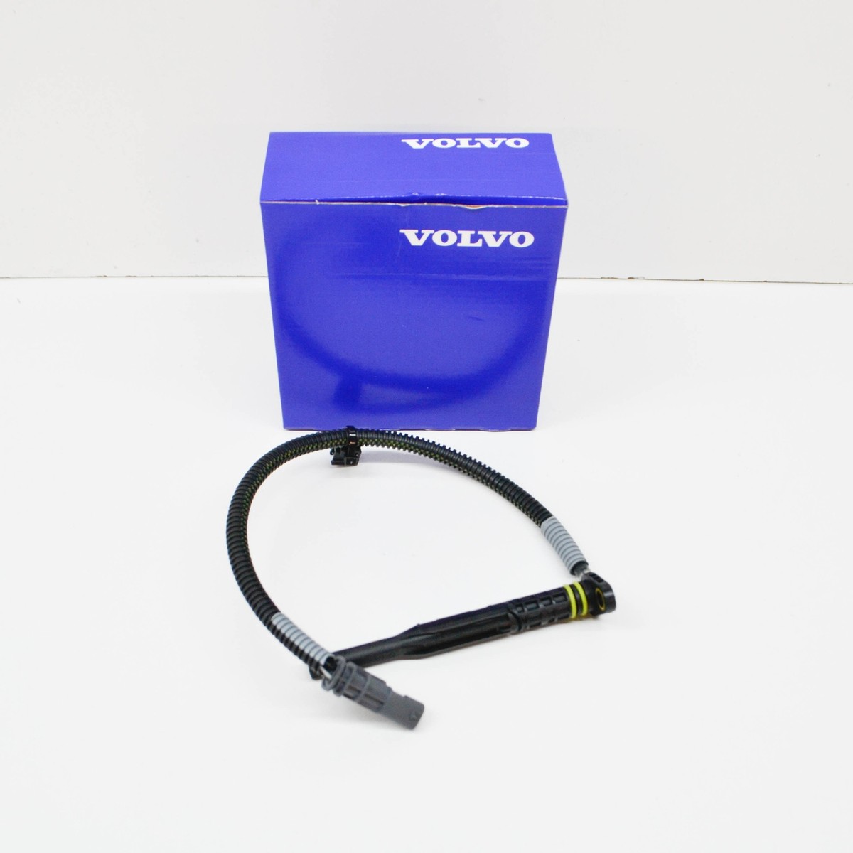2024年春の Volvo S60 MK2 Engine Oil Level Sensor 31478111 NEW REAL 小物
