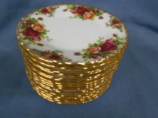 2 Old Country Roses Bone China Royal Albert 1962 England 6 1/4"  side plates
