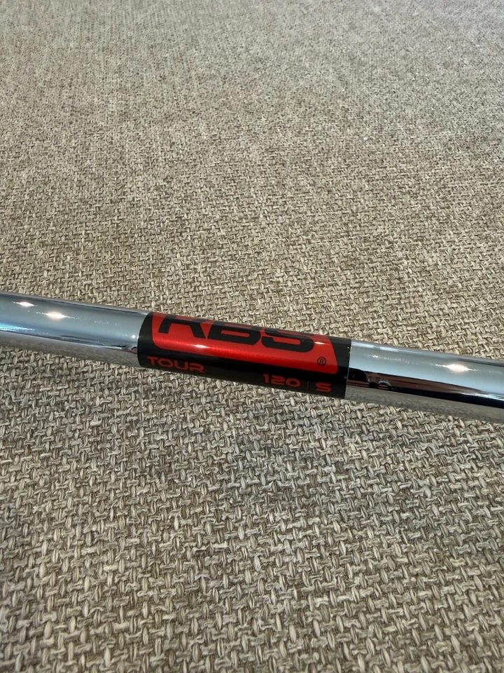 Hierro utilitario Callaway X forjado UT X-21 24 grados 4 hierro KBS Tour 120 rígido flexible Foto 4 de 4