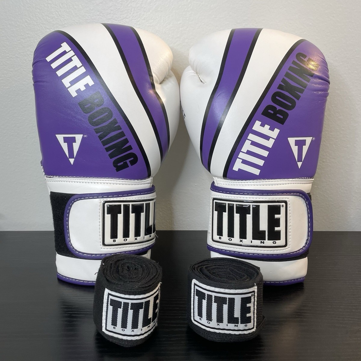 TITLE Boxing グローブ 14oz　タイトル ボクシング　紐式 TITLE BOXING Infused Foam Training Gloves Hook & Loop Purple