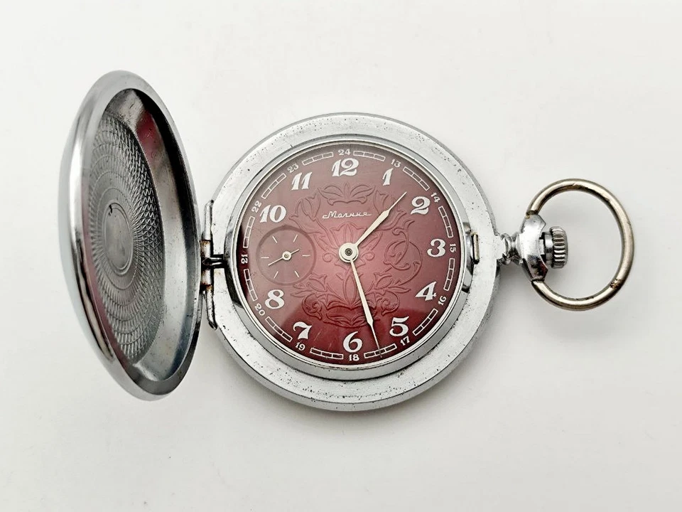 MOLNIJA 3602 Pocket Watch Vintage Molniya Mechanical Red Dial USSR Serviced - Image 2 of 4