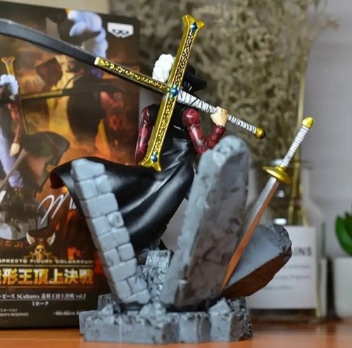One Piece Action Figure Drakul Mihawk 17 Cm Da Collezione! - Foto 3 di 5