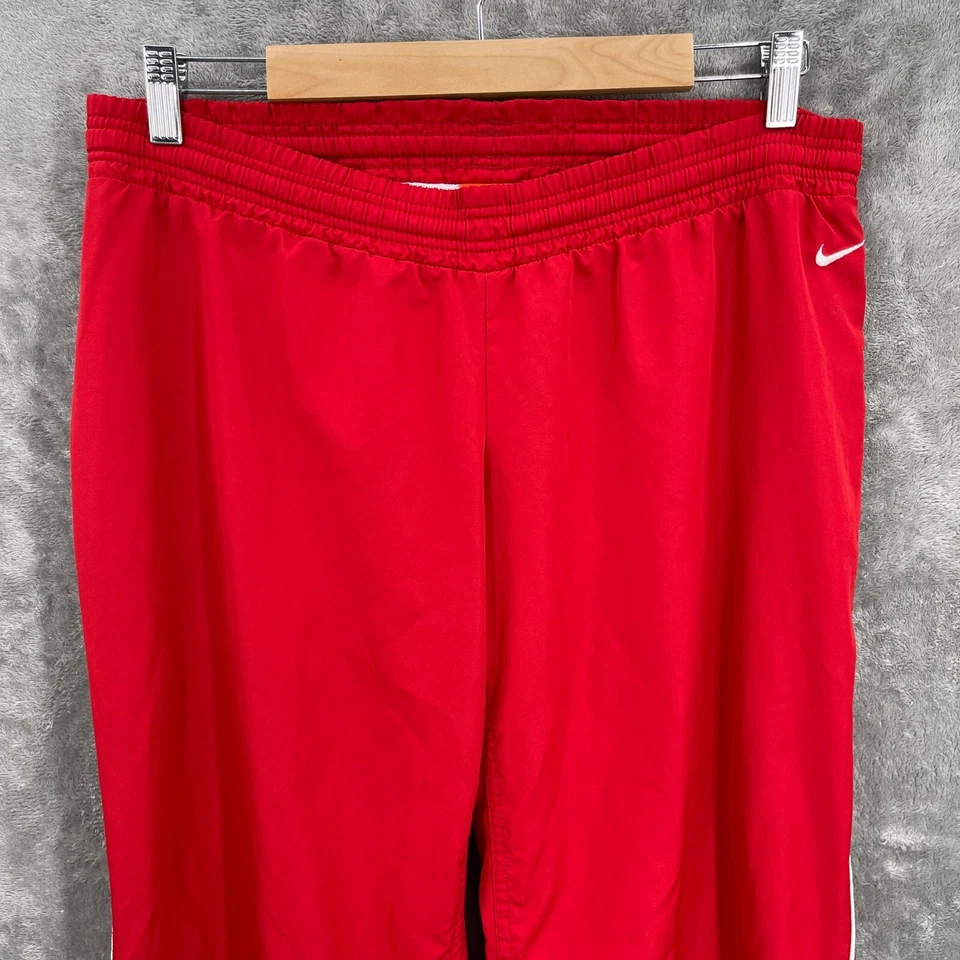 Pantalón de Pista Nike Athletic Dept Mujer M Rojo De Colección Tiro Bajo Gimnasio Rayas Entrenamiento Foto 3 de 4