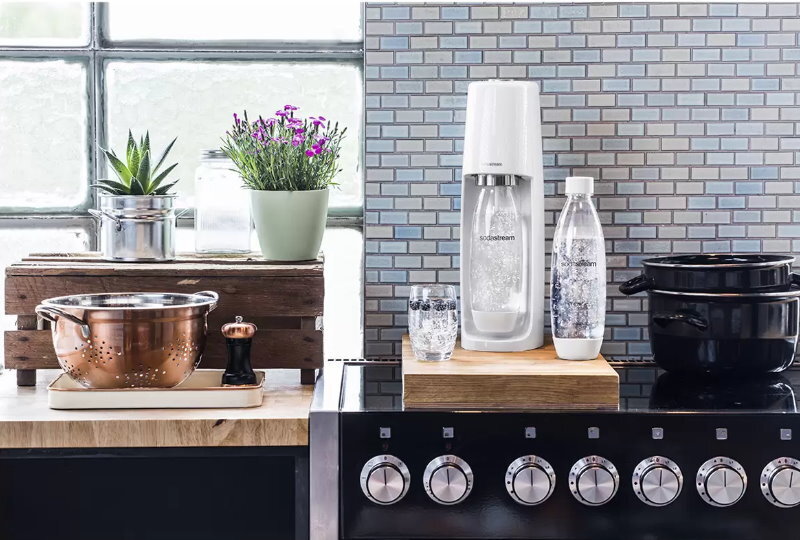 Sodastream Spirit Sparkling Water Maker Mega Pack w/ 60L CO2 Cylinder