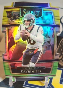 2021 Select Davis Mills #65 Yellow & Green Prizm Concourse Die-Cut Rookie Card