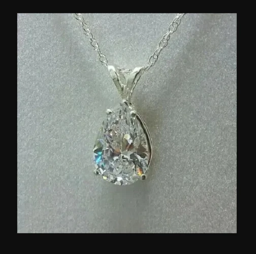 VETEMENTS Ciondolo Donna Solitario Diamante 3 CT Pera Creato in Laboratorio Bianco Placcato Oro