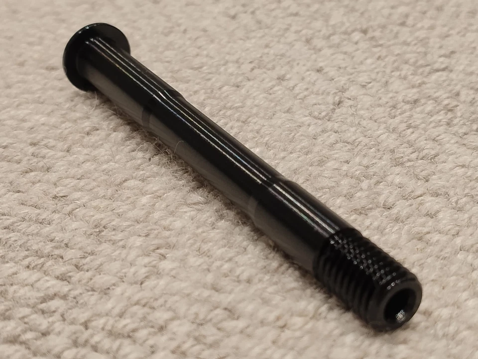 122mm x 12mm x 1.75mm Pitch Front Thru Axle - Image 2 of 4