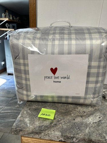 Peace Love World Thick Velvety Soft Comforter Set Grey Harrison Plaid King 3pc - Picture 2 of 9