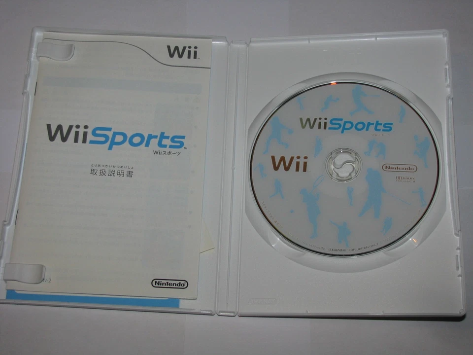 Wii Sports (Japanese version, region locked) Nintendo Wii Japan import US Seller - Image 4 of 4