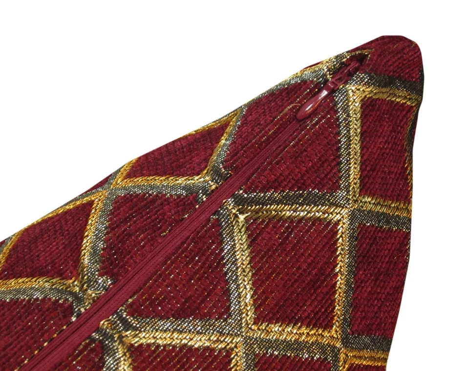 Wd33Ba Gold on Red Damask Chenille Check Throw Cushion Cover/Pillow Case *Size - Image 3 of 4