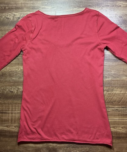 Camisa Gap InspirRED para mujer S roja cuello en V algodón ajustada manga larga Sudáfrica - Imagen 5 de 7