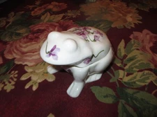 Vintage Mann Fine Bone China Frog Trinket Box Dish w Lid 3" Violet Purple Floral