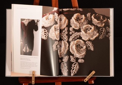 Catherine Walker : An Autobiography by the Private Couturier to Diana, Princ...