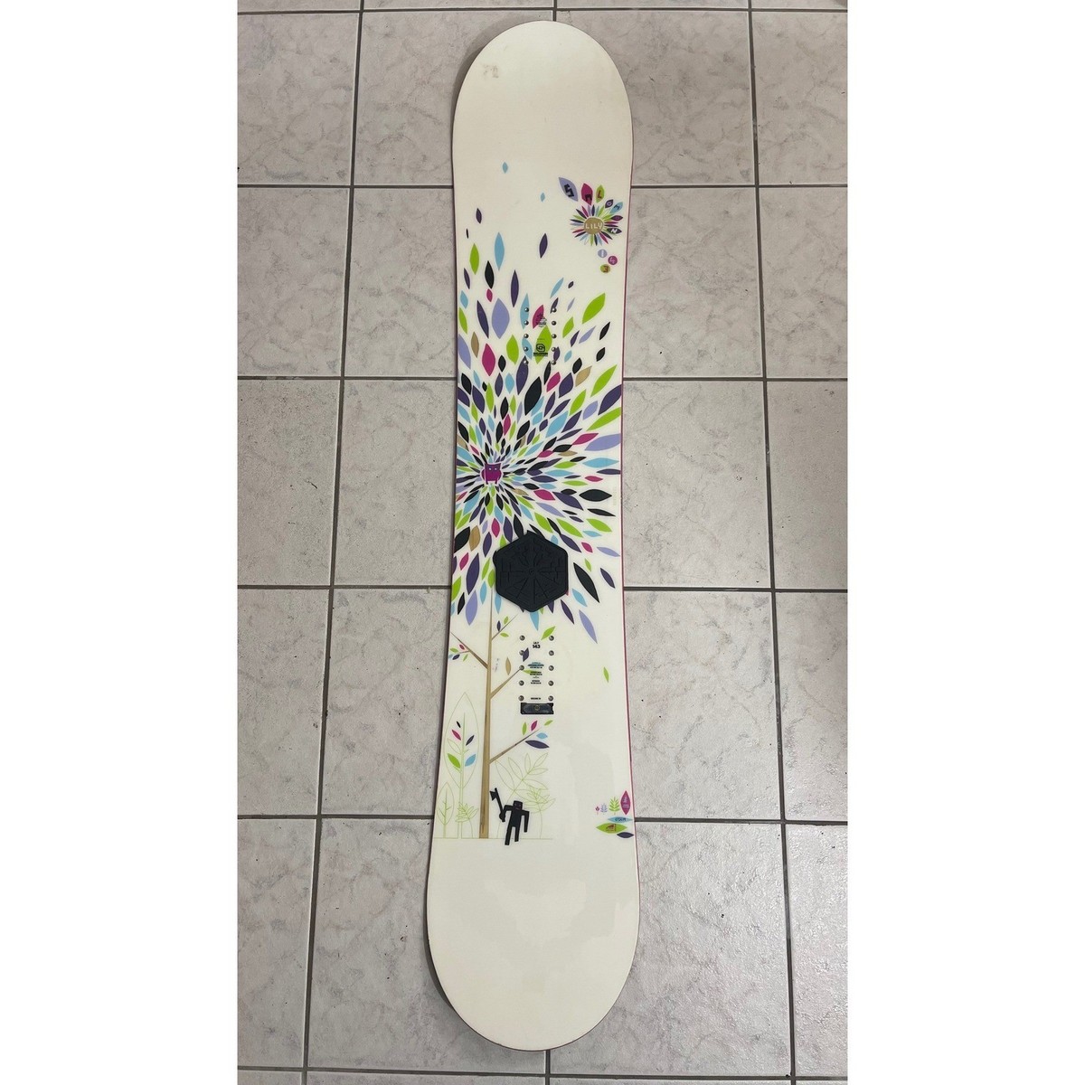 Salomon Lily 143 Snowboard Womens All Mountain White Green Floral