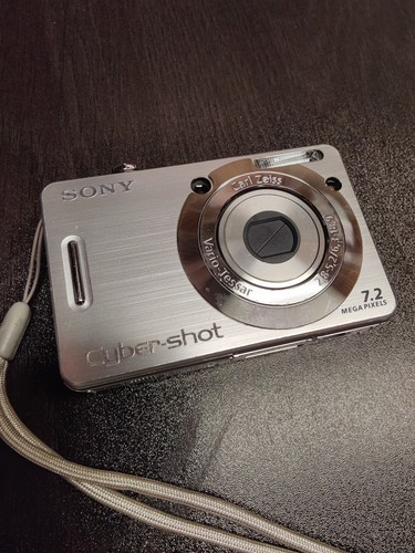 Sony Cyber-shot DSC-W55 7.2MP Digital Camera - Silver Tested - Picture 2 of 10