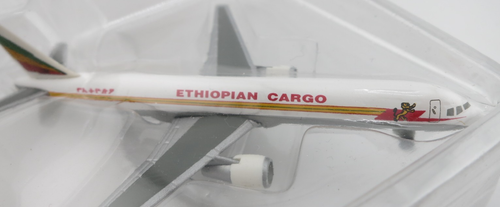 Herpa Ethiopian Airlines Cargo Boeing 757-200 F Model - 1:500 - 503600 - Picture 9 of 18