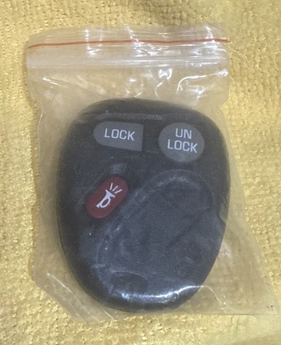 2001-2006 Chevrolet Silverado 2500, key fob  Part 15732803, KOBUT1BT at 315 MHz