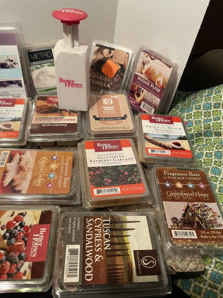 Better Homes & Garden CHRISTMAS Frangrance WAX MELTS Lot of 19 READ - Image 2 of 4