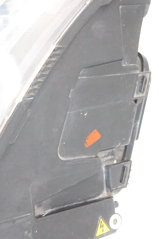 Right Headlight Audi A6 C6 4F0941030AK Xenon 06-2004 - Image 2 of 4