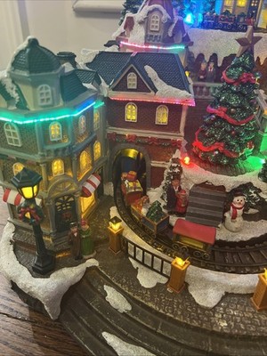 Costco Village de Noel Animated Christmas Village with Music