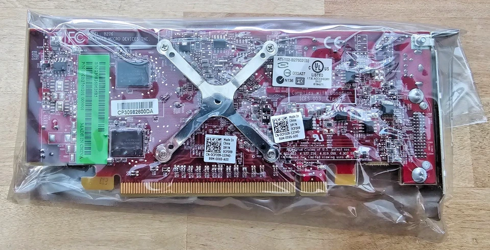 ATI Genuine Radeon HD 2400 XT 256MB PCIE Video Card High Profile Graphics Card - Image 2 of 4