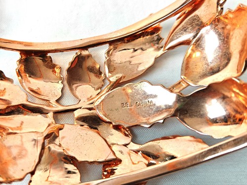 Eight-Piece Set of Copper-Toned Fashion Jewelry - JAb-Lt40 - Picture 3 of 11